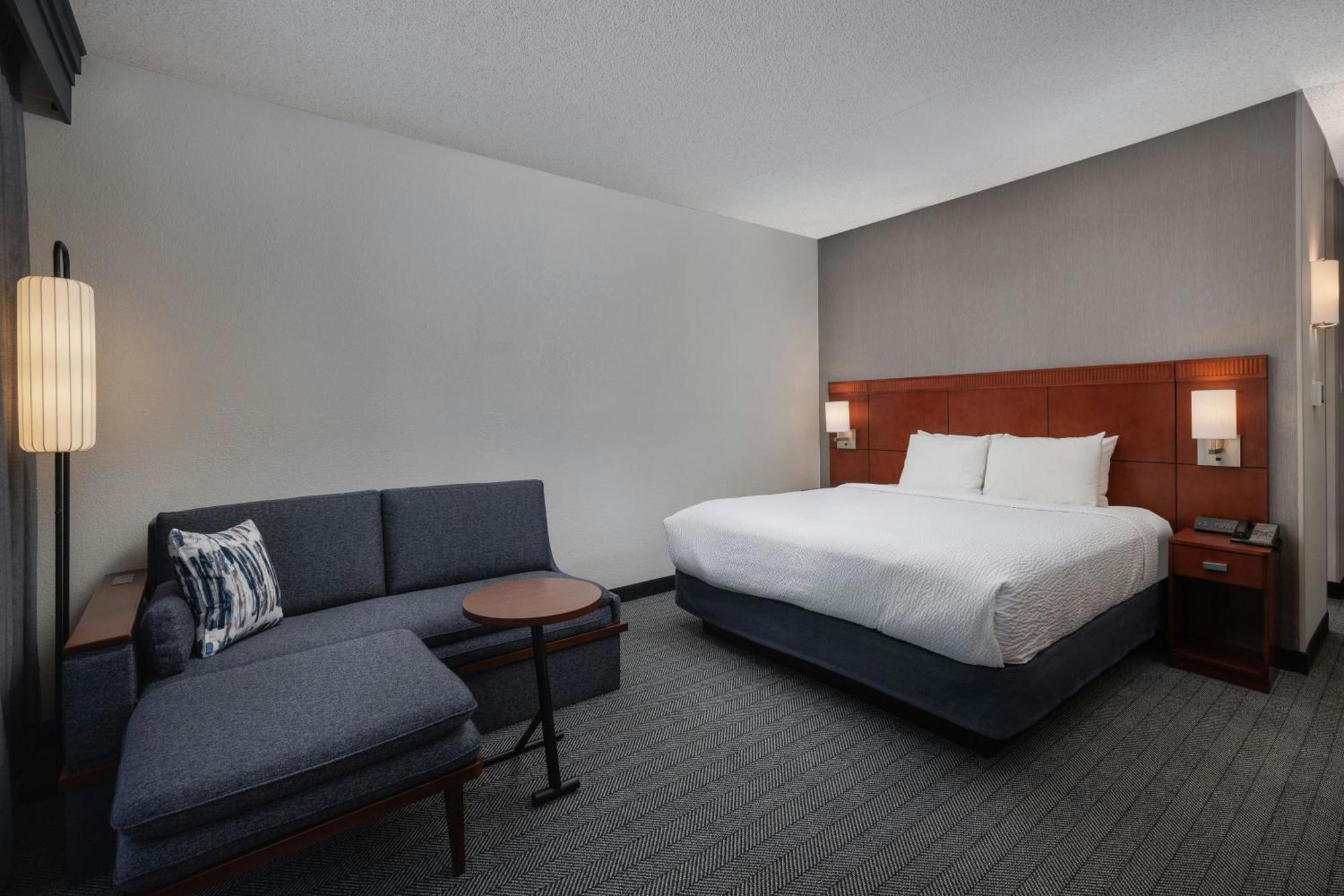 Courtyard By Marriott Denver Central Park Zewnętrze zdjęcie