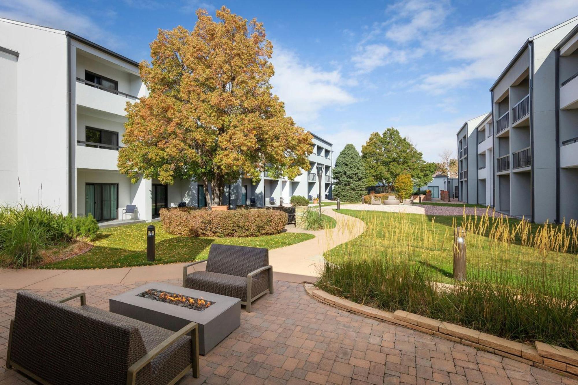 Courtyard By Marriott Denver Central Park Zewnętrze zdjęcie
